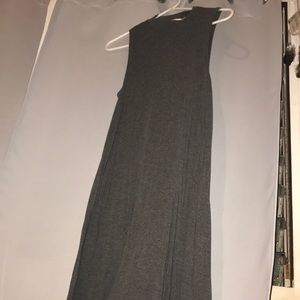 Sleeveless dress